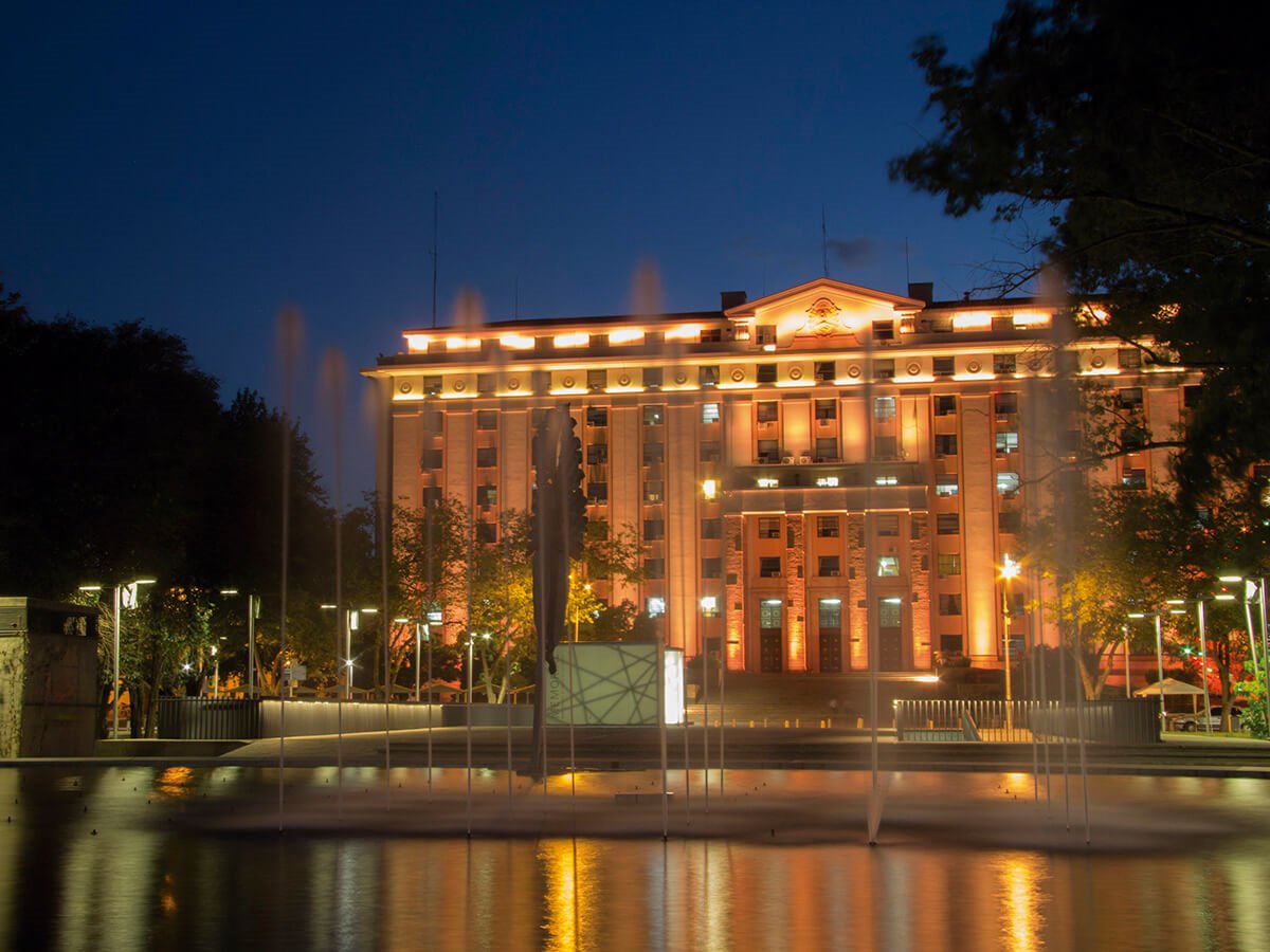 City Tour Mendoza: Historia, Cultura y el Oasis Urbano 3